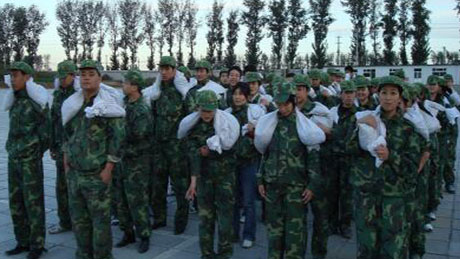 饲料动保板块在职员工军事化强化训练营，，，，，，，时刻坚持高昂的斗志